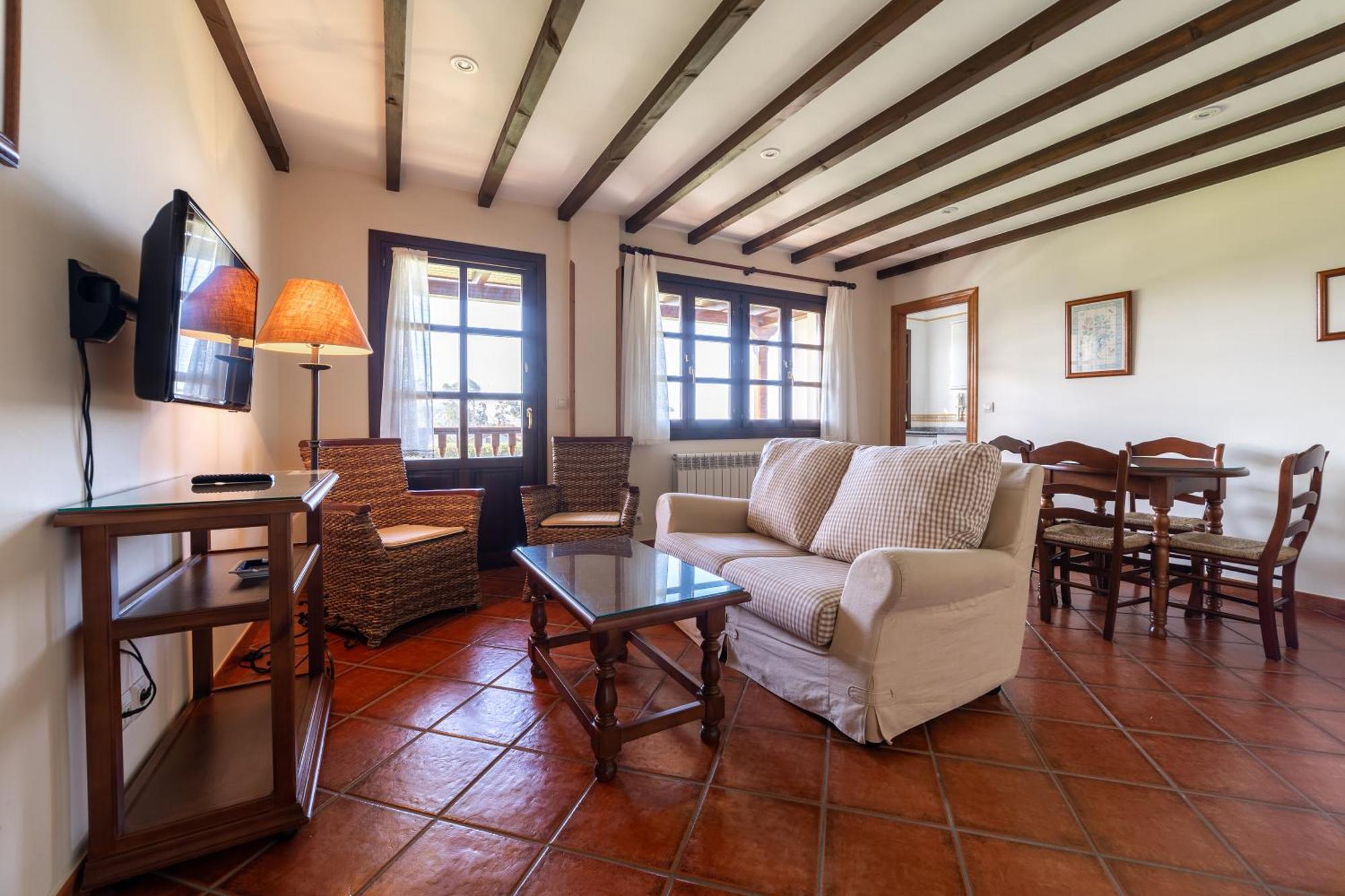Apartamentos Rurales Antanielles リバデセリャ エクステリア 写真