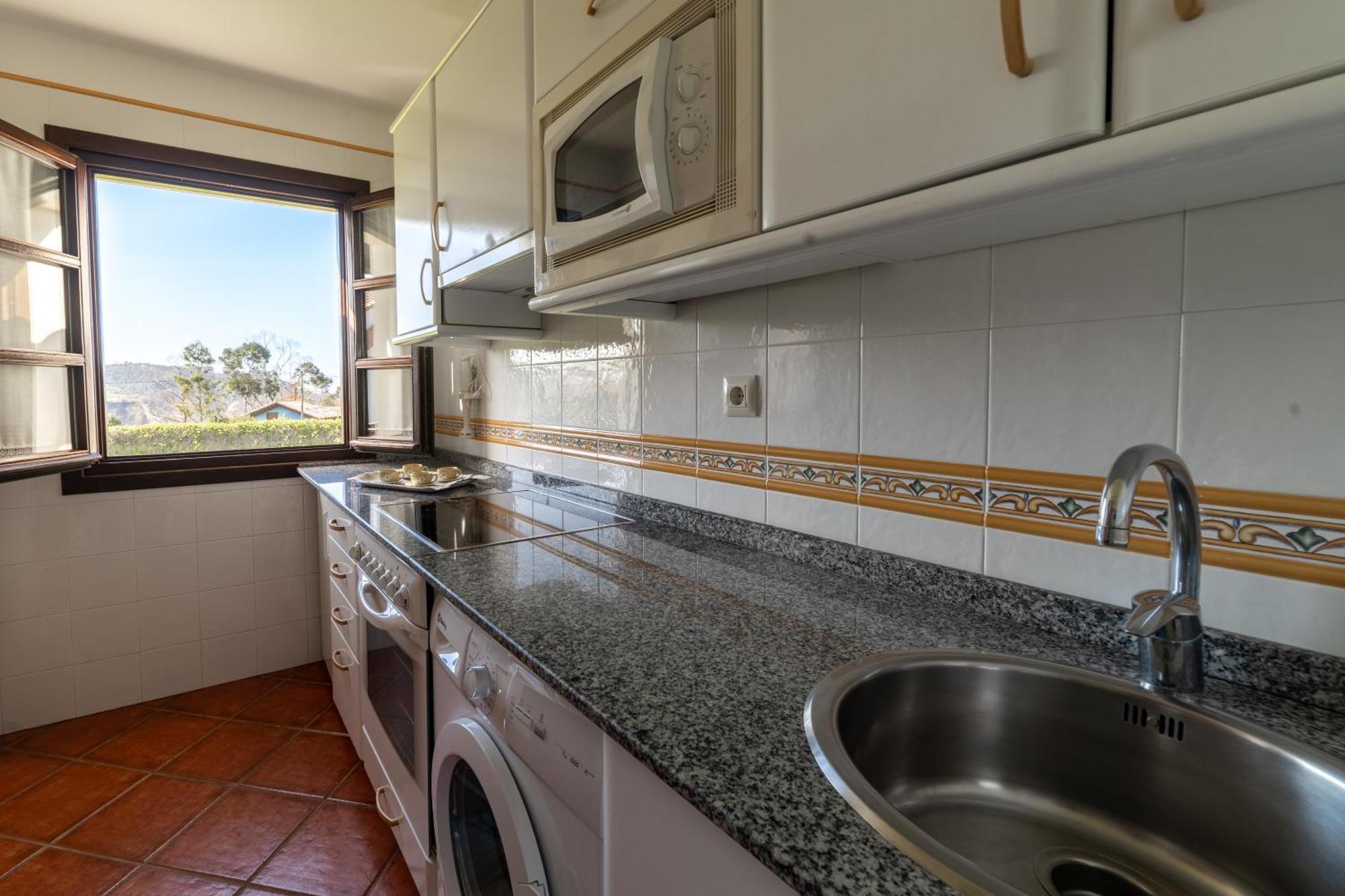 Apartamentos Rurales Antanielles リバデセリャ エクステリア 写真